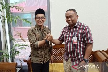 BRK Syariah Bengkalis donasikan 1 ekor sapi untuk program kurban Baznas