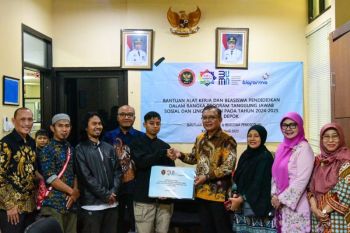 BNPT beri bantuan serta beasiswa kepada mitra deradikalisasi dan penyintas