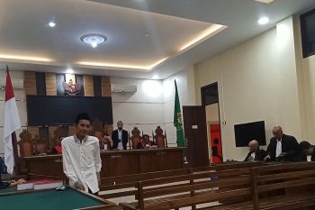 Seorang rekanan didakwa korupsi Rp500 juta terkait pekerjaan Kantor BPRS