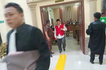 Eks pegawai Satpol PP Lampung disidang terkait perkara penipuan jual beli tanah