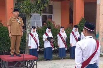 Program angkutan gratis pelajar Padang Panjang dilaksanakan setiap Selasa dan Kamis