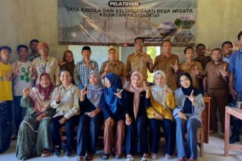 Pemkab Mabar beri pelatihan tata kelola kelembagaan Pokdarwis Warloka Pesisir