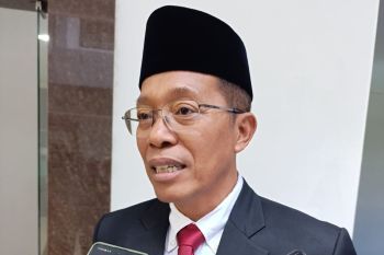 Sebanyak 1.413 PPPK Lombok Timur dilantik di Taman Tugu pada 30 April 2025