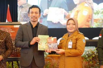 KPU Kota Probolinggo luncurkan dua buku setelah sukses  gelar pilkada