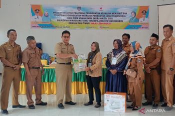 OKU Timur salurkan bantuan untuk wirausaha baru