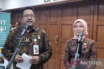 Wagub DKI Rano siap beri contoh naik angkutan umum tiga kali sepekan