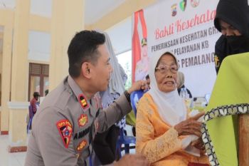 Polres Pemalang  gelar cek kesehatan dan layanan KB gratis