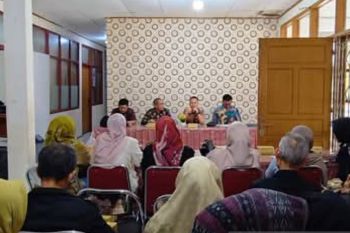 Pemkot Padang Panjang verifikasi penerima manfaat jaminan sosial pekerja rentan