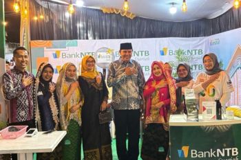 Stand Bank NTB Syariah di arena STQH XXVIII diserbu pengunjung