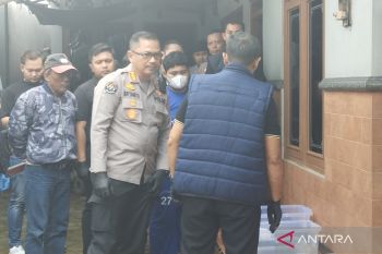 Polda Jateng geledah rumah "predator" seks di Jepara