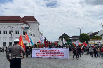 Polisi : Aksi penyampaian aspirasi peringatan "May Day" di Yogyakarta kondusif