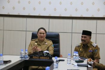 Donggala siapkan Rp5 miliar untuk seragam gratis di SD dan SMP