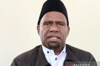KUA Wamena menikahkan 60 pasangan  selama 2024