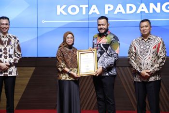 Pemko Padang raih nilai tertinggi evaluasi indeks Reformasi Birokrasi tahun 2024 di wilayah Sumatera