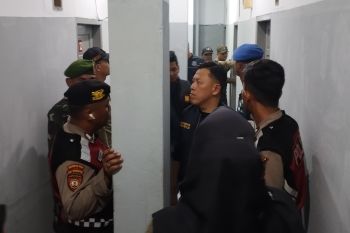 Lancarkan Razia Pekat, Tim Gabungan Dumai jaring sejumlah pasangan tidak sah di kamar wisma