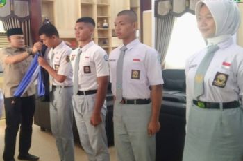 Bupati Tanah Laut lepas calon Paskibraka ikuti seleksi Provinsi Kalsel