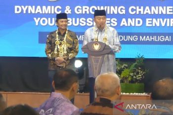 Gubernur Muhidin minta Ambapers perdalam alur di area Pulau Kembang