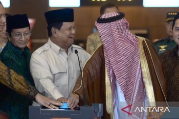 Prabowo resmikan Terminal Khusus Haji dan Umrah di Bandara Soetta