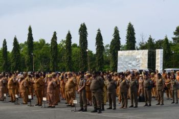Bupati Jayapura: Kebijakan daerah harus disesuaikan dengan kondisi nasional