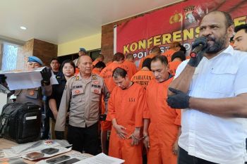 Polresta Denpasar ungkap sindikat pembobol kartu ATM