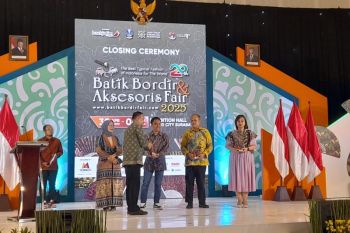 Pertamina dukung UMKM binaan di pameran batik Surabaya