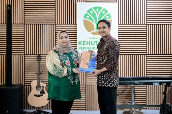 Audensi dengan Menteri Kehutanan, Bupati Bengkalis usulkan perizinan kawasan hutan