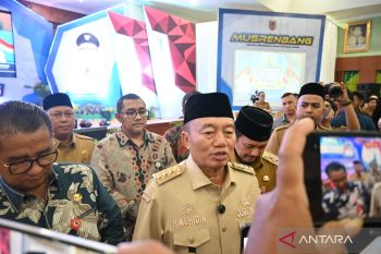 Gubernur Kalsel minta MBG diserahkan ke pihak sekolah untuk efisiensi