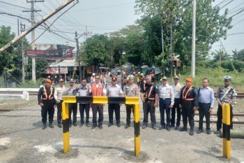 KAI tutup perlintasan sebidang di Lamongan untuk roda empat