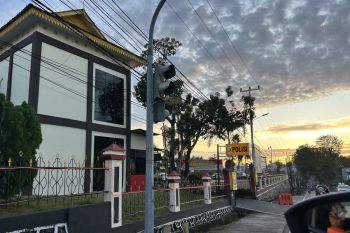 BMKG prakirakan mayoritas wilayah Indonesia berawan hingga hujan Selasa ini