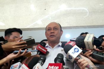 BGN melatih penjamah makanan secara intensif untuk cegah keracunan MBG