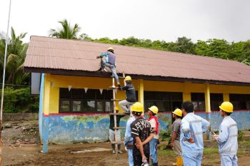 IMIP -- DSI Revitalisasi Bangunan SDN Kurisa di Bahodopi