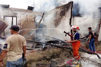 Damkar sebut dua balita tewas akibat kebakaran di Punggolaka Kendari