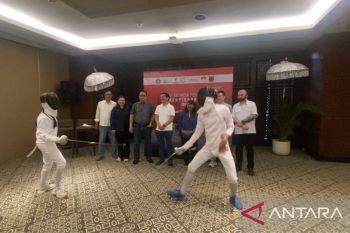 Masyarakat gratis nonton Kejuaraan Anggar Senior Asia