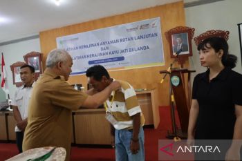 Dinas Perindustrian Kaltim  latih UKM kerajinan anyaman rotan