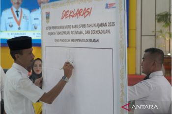 Solok Selatan luncurkan aplikasi Sipembidik penerimaan siswa baru