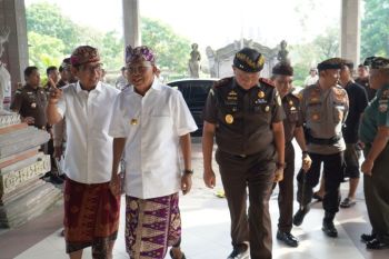 Gubernur Bali tidak mau ada preman berkedok ormas