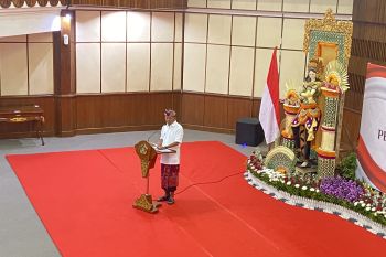 Gubernur Koster minta kepala kesbangpol baru hadapi ormas preman