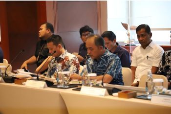 Desak PLN perbaiki listrik di Pelosok, Bupati Herman : Inhil belum menikmati listrik secara layak