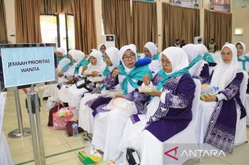 Ketua PPIH Sumbar sarankan CJH selalu gembira agar tetap sehat