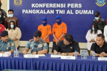 19 PMI ilegal hendak ke Malaysia diserahkan ke BP3MI Riau