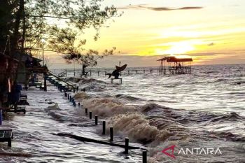 BPBD Kotim imbau masyarakat Teluk Sampit waspadai banjir rob