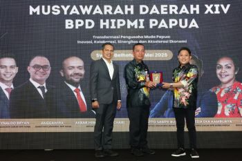 Pj Gubernur Papua minta Hipmi bangun ekonomi inklusif berbasis potensi lokal