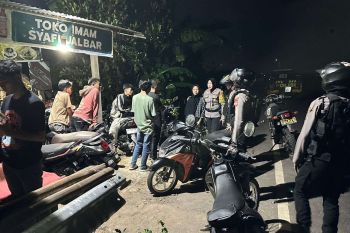 Polres Maros patroli rutin di lokasi rawan kejahatan