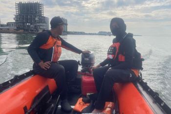 Anak hilang di Laut Borneo Bay, Tim SAR lakukan pencarian intensif