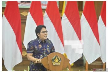 Wagub Giri  Prasta janji bantu pembangunan masjid di seluruh Bali