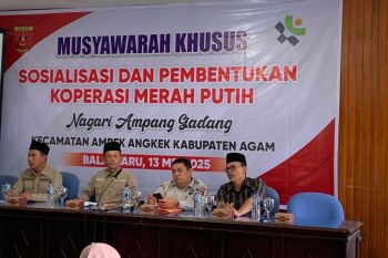 Pemkab Agam targetkan pendirian 92 Koperasi Merah Putih rampung akhir Mei