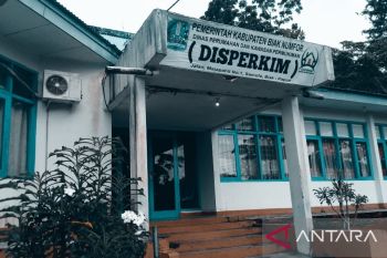 Pemkab Biak rehabilitasi dan bangun 59 rumah layak huni bagi OAP