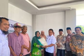 Baznas Agam bantu korban banjir lahar dingin Gunung Marapi tinggal direlokasi