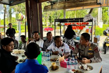 Kapolres Agam gelar coffee morning bersama media pererat silaturahmi