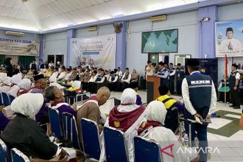 PPIH Batam: Tiga calon haji tunda berangkat karena sakit